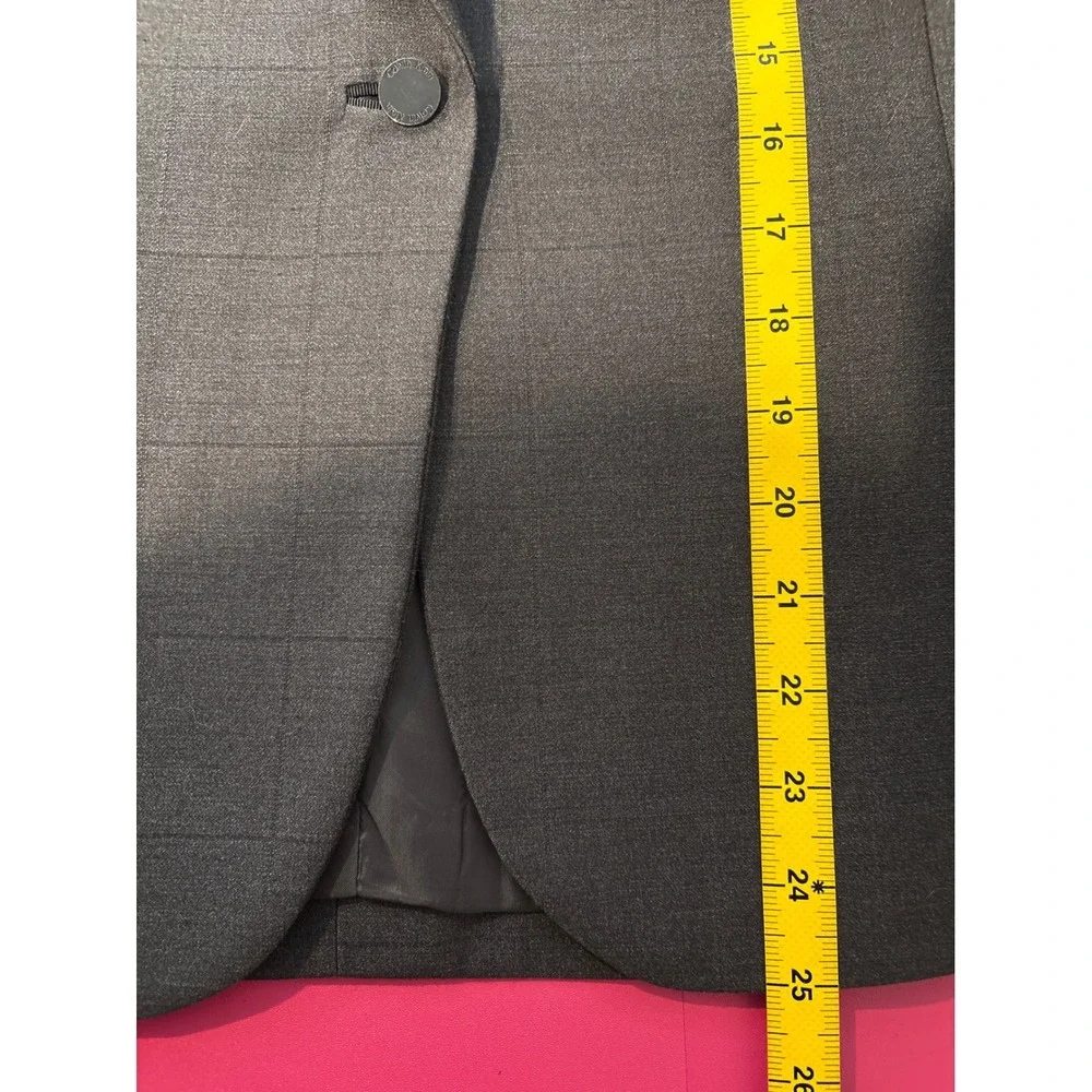 Calvin Klein measurements chest